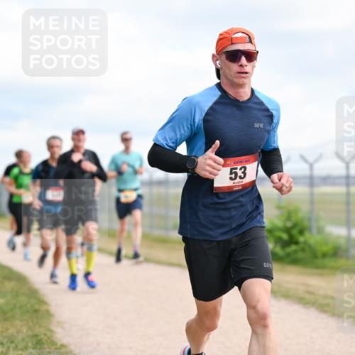 14.09.2025 - Airport Race Dr. Thomas Lammeyer http://msf.ph/oto/8864672 14.09.2025 12:04:49 Laufen 53, 1828 meine-sportfotos.de