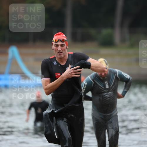 14.09.2025 - Stadtparktriathlon Michael Strokosch http://msf.ph/oto/8864695 14.09.2025 08:53:36 Schwimmen 312, 346, 356, 480 meine-sportfotos.de