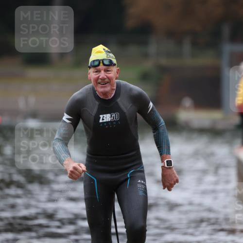 14.09.2025 - Stadtparktriathlon Michael Strokosch http://msf.ph/oto/8864759 14.09.2025 08:54:27 Schwimmen 302 meine-sportfotos.de