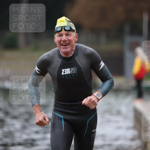 14.09.2025 - Stadtparktriathlon Michael Strokosch http://msf.ph/oto/8864764 14.09.2025 08:54:28 Schwimmen 302 meine-sportfotos.de