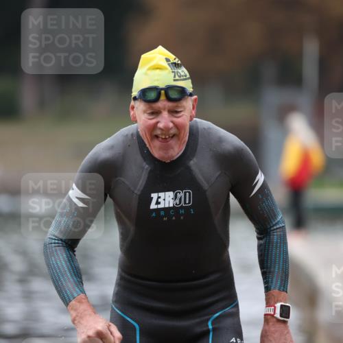 14.09.2025 - Stadtparktriathlon Michael Strokosch http://msf.ph/oto/8864769 14.09.2025 08:54:29 Schwimmen 302 meine-sportfotos.de
