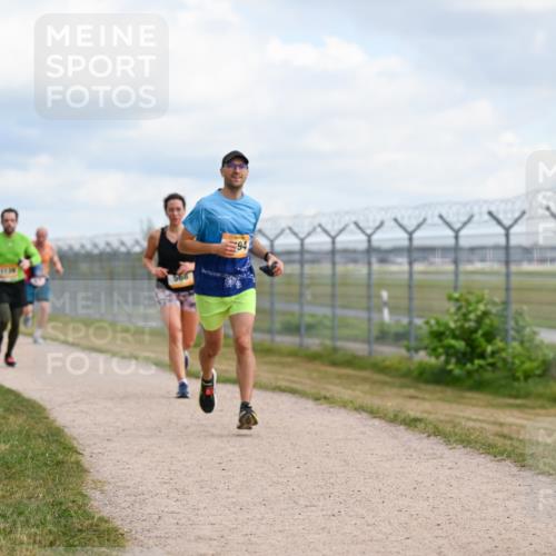 14.09.2025 - Airport Race Dr. Thomas Lammeyer http://msf.ph/oto/8864786 14.09.2025 12:04:58 Laufen 568, 94 meine-sportfotos.de