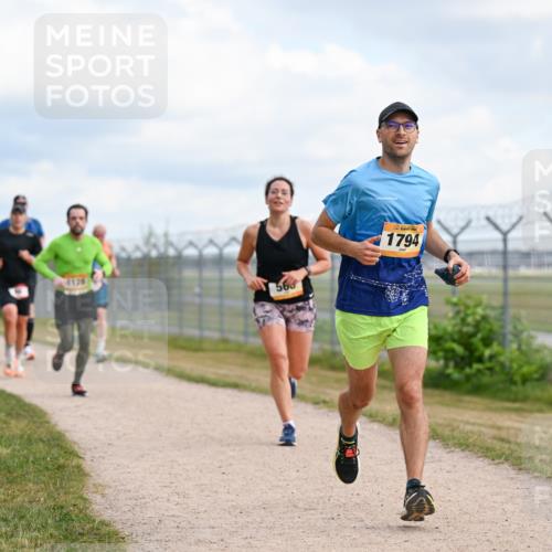 14.09.2025 - Airport Race Dr. Thomas Lammeyer http://msf.ph/oto/8864807 14.09.2025 12:04:59 Laufen 563, 1794 meine-sportfotos.de