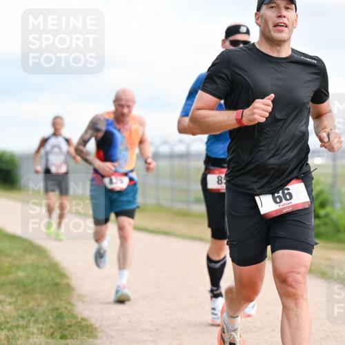 14.09.2025 - Airport Race Dr. Thomas Lammeyer http://msf.ph/oto/8864884 14.09.2025 12:05:04 Laufen 8, 66 meine-sportfotos.de