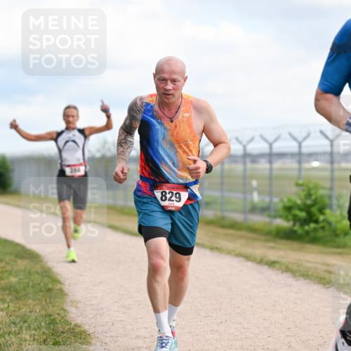 14.09.2025 - Airport Race Dr. Thomas Lammeyer http://msf.ph/oto/8864896 14.09.2025 12:05:05 Laufen 829, 85 meine-sportfotos.de
