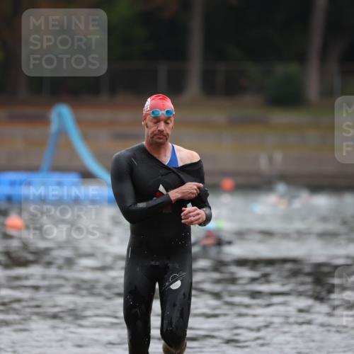 14.09.2025 - Stadtparktriathlon Michael Strokosch http://msf.ph/oto/8864998 14.09.2025 09:00:21 Schwimmen 416 meine-sportfotos.de