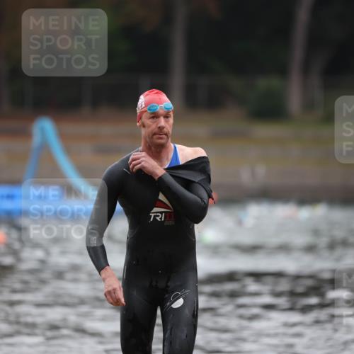 14.09.2025 - Stadtparktriathlon Michael Strokosch http://msf.ph/oto/8865002 14.09.2025 09:00:22 Schwimmen 416 meine-sportfotos.de