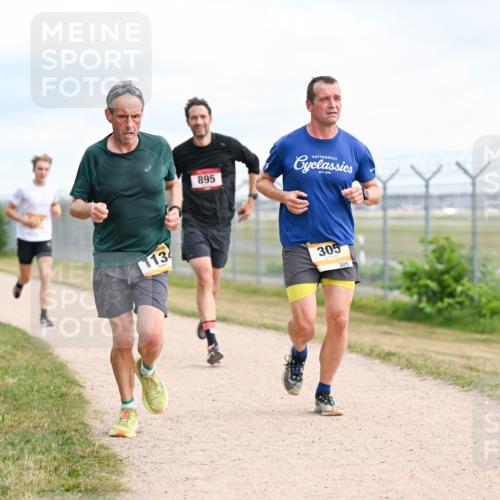 14.09.2025 - Airport Race Dr. Thomas Lammeyer http://msf.ph/oto/8865054 14.09.2025 12:05:22 Laufen 113, 895, 305, 305 meine-sportfotos.de