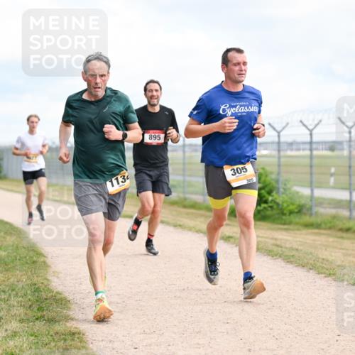 14.09.2025 - Airport Race Dr. Thomas Lammeyer http://msf.ph/oto/8865064 14.09.2025 12:05:23 Laufen 113, 895, 305, 305 meine-sportfotos.de