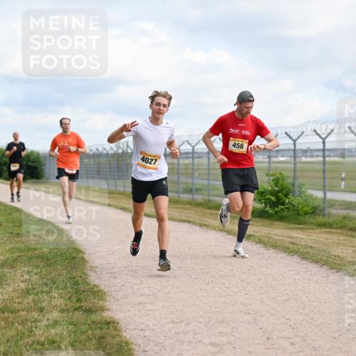 14.09.2025 - Airport Race Dr. Thomas Lammeyer http://msf.ph/oto/8865096 14.09.2025 12:05:25 Laufen 4027, 456 meine-sportfotos.de