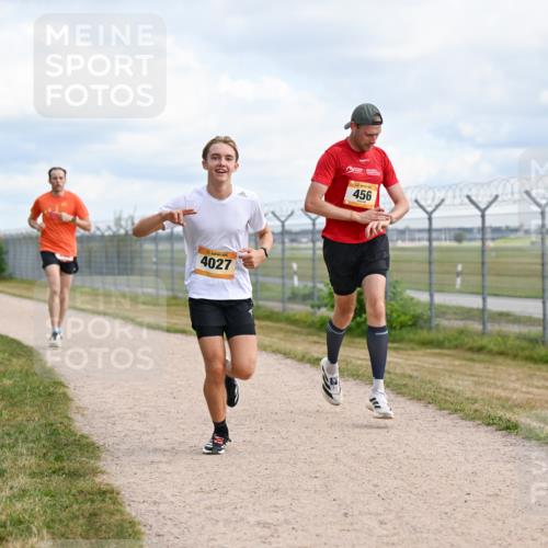 14.09.2025 - Airport Race Dr. Thomas Lammeyer http://msf.ph/oto/8865104 14.09.2025 12:05:26 Laufen 4027, 456 meine-sportfotos.de