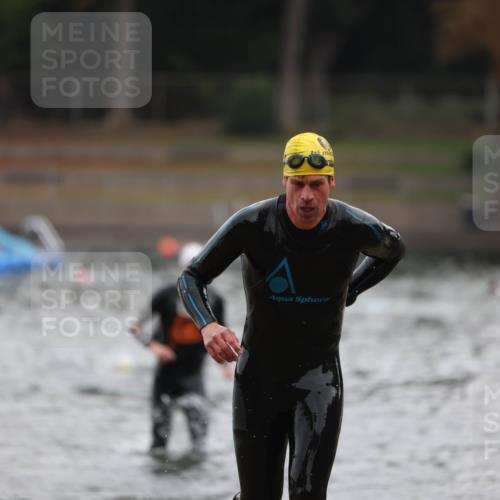 14.09.2025 - Stadtparktriathlon Michael Strokosch http://msf.ph/oto/8865144 14.09.2025 09:01:21 Schwimmen 386, 403, 412, 436 meine-sportfotos.de