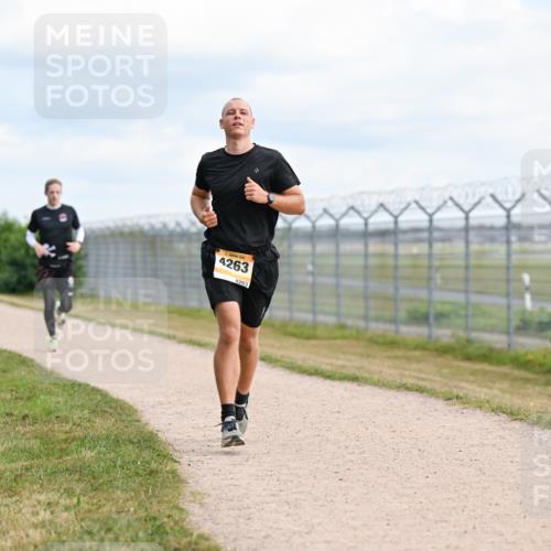 14.09.2025 - Airport Race Dr. Thomas Lammeyer http://msf.ph/oto/8865152 14.09.2025 12:05:30 Laufen 4263, 4263 meine-sportfotos.de