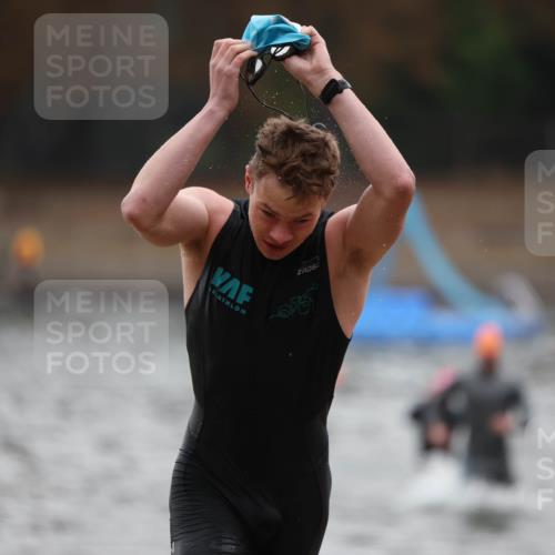 14.09.2025 - Stadtparktriathlon Michael Strokosch http://msf.ph/oto/8865156 14.09.2025 09:01:24 Schwimmen 386, 402, 403, 412, 436 meine-sportfotos.de