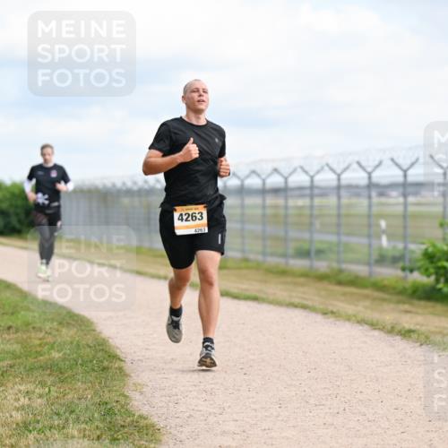 14.09.2025 - Airport Race Dr. Thomas Lammeyer http://msf.ph/oto/8865161 14.09.2025 12:05:30 Laufen 4263, 4263 meine-sportfotos.de