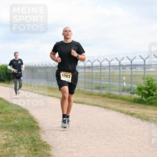 14.09.2025 - Airport Race Dr. Thomas Lammeyer http://msf.ph/oto/8865167 14.09.2025 12:05:31 Laufen 4263, 4263 meine-sportfotos.de
