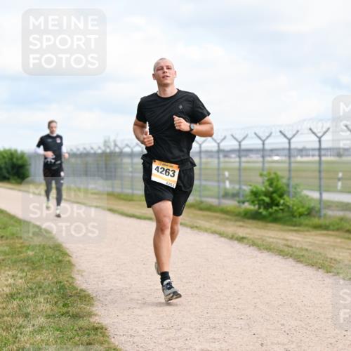 14.09.2025 - Airport Race Dr. Thomas Lammeyer http://msf.ph/oto/8865182 14.09.2025 12:05:31 Laufen 4263, 4263 meine-sportfotos.de