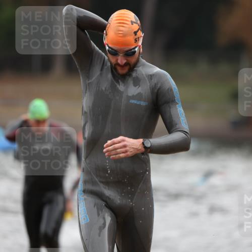 14.09.2025 - Stadtparktriathlon Michael Strokosch http://msf.ph/oto/8865184 14.09.2025 09:01:33 Schwimmen 386, 402, 404, 412, 422 meine-sportfotos.de