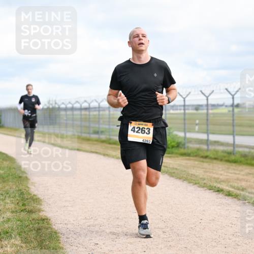 14.09.2025 - Airport Race Dr. Thomas Lammeyer http://msf.ph/oto/8865200 14.09.2025 12:05:32 Laufen 4263, 4263 meine-sportfotos.de