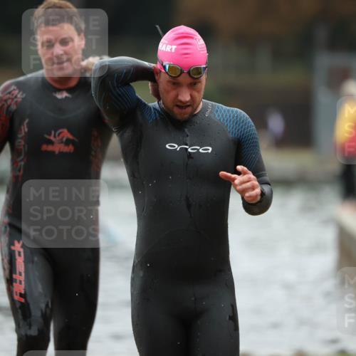 14.09.2025 - Stadtparktriathlon Michael Strokosch http://msf.ph/oto/8865204 14.09.2025 09:01:39 Schwimmen 402, 404, 422 meine-sportfotos.de