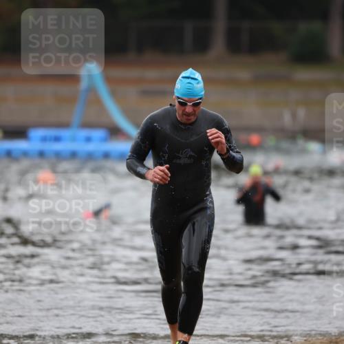 14.09.2025 - Stadtparktriathlon Michael Strokosch http://msf.ph/oto/8865226 14.09.2025 09:02:00 Schwimmen 397 meine-sportfotos.de
