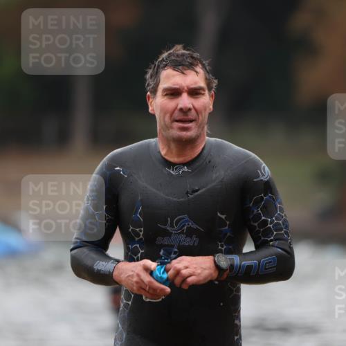 14.09.2025 - Stadtparktriathlon Michael Strokosch http://msf.ph/oto/8865241 14.09.2025 09:02:03 Schwimmen 397 meine-sportfotos.de