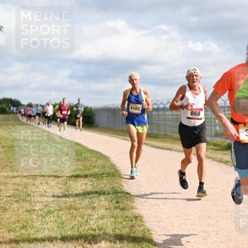 14.09.2025 - Airport Race Dr. Thomas Lammeyer http://msf.ph/oto/8865298 14.09.2025 12:05:42 Laufen 4105, 868, 353 meine-sportfotos.de