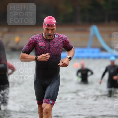 14.09.2025 - Stadtparktriathlon Michael Strokosch http://msf.ph/oto/8865322 14.09.2025 09:03:00 Schwimmen 393, 401, 425 meine-sportfotos.de