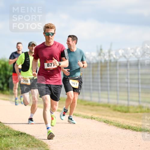 14.09.2025 - Airport Race Dr. Thomas Lammeyer http://msf.ph/oto/8865347 14.09.2025 12:05:47 Laufen 318, 871, 1911 meine-sportfotos.de
