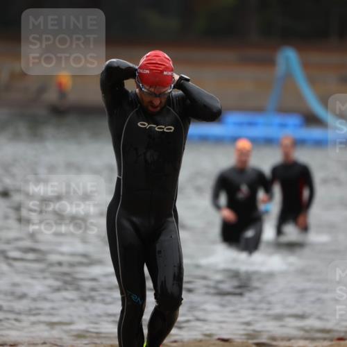 14.09.2025 - Stadtparktriathlon Michael Strokosch http://msf.ph/oto/8865379 14.09.2025 09:03:21 Schwimmen 387, 389, 392, 430, 434, 437 meine-sportfotos.de