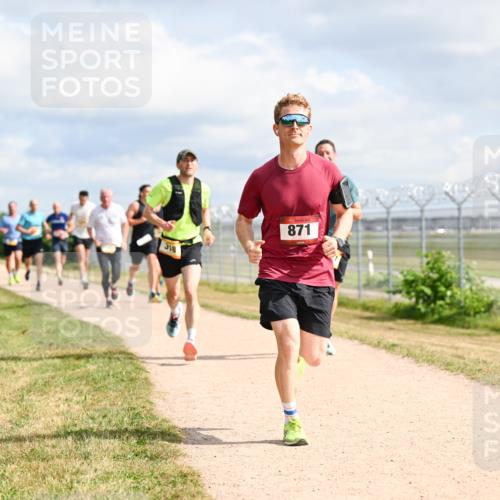 14.09.2025 - Airport Race Dr. Thomas Lammeyer http://msf.ph/oto/8865396 14.09.2025 12:05:50 Laufen 318, 871 meine-sportfotos.de