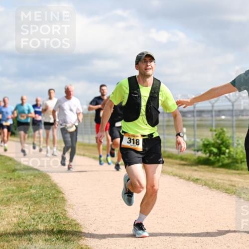 14.09.2025 - Airport Race Dr. Thomas Lammeyer http://msf.ph/oto/8865417 14.09.2025 12:05:52 Laufen 318, 1911 meine-sportfotos.de