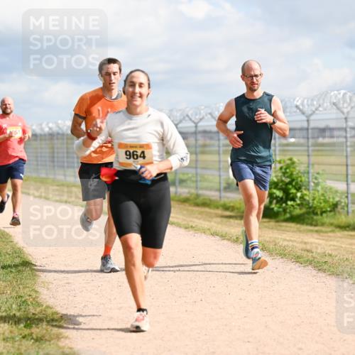14.09.2025 - Airport Race Dr. Thomas Lammeyer http://msf.ph/oto/8865574 14.09.2025 12:06:02 Laufen 964 meine-sportfotos.de