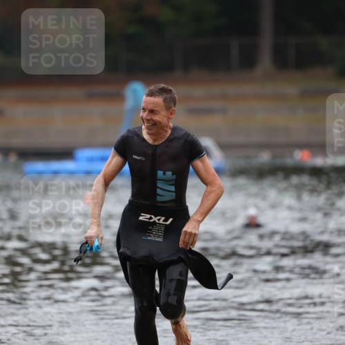 14.09.2025 - Stadtparktriathlon Michael Strokosch http://msf.ph/oto/8865587 14.09.2025 09:04:56 Schwimmen 432 meine-sportfotos.de