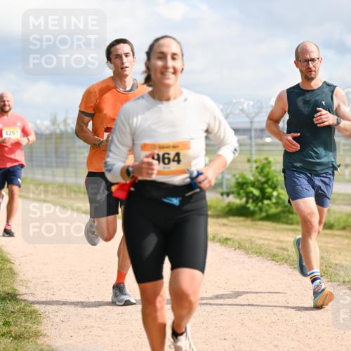 14.09.2025 - Airport Race Dr. Thomas Lammeyer http://msf.ph/oto/8865588 14.09.2025 12:06:03 Laufen 4251, 964 meine-sportfotos.de