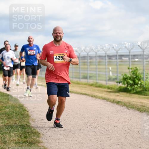 14.09.2025 - Airport Race Dr. Thomas Lammeyer http://msf.ph/oto/8865624 14.09.2025 12:06:05 Laufen 425 meine-sportfotos.de