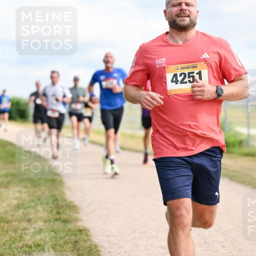 14.09.2025 - Airport Race Dr. Thomas Lammeyer http://msf.ph/oto/8865656 14.09.2025 12:06:07 Laufen 4251 meine-sportfotos.de