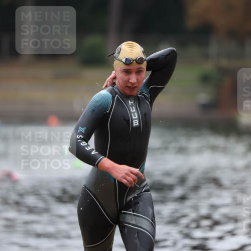 14.09.2025 - Stadtparktriathlon Michael Strokosch http://msf.ph/oto/8865669 14.09.2025 09:10:32 Schwimmen 473 meine-sportfotos.de