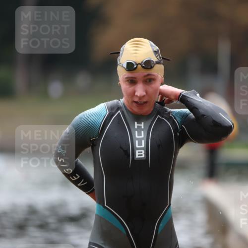 14.09.2025 - Stadtparktriathlon Michael Strokosch http://msf.ph/oto/8865673 14.09.2025 09:10:33 Schwimmen 473 meine-sportfotos.de