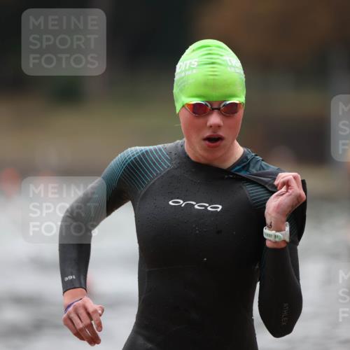 14.09.2025 - Stadtparktriathlon Michael Strokosch http://msf.ph/oto/8865755 14.09.2025 09:11:10 Schwimmen 487 meine-sportfotos.de