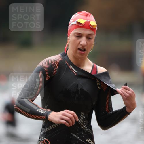 14.09.2025 - Stadtparktriathlon Michael Strokosch http://msf.ph/oto/8865780 14.09.2025 09:11:24 Schwimmen 457, 466 meine-sportfotos.de