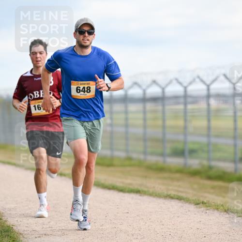14.09.2025 - Airport Race Dr. Thomas Lammeyer http://msf.ph/oto/8865792 14.09.2025 12:06:17 Laufen 16, 648 meine-sportfotos.de