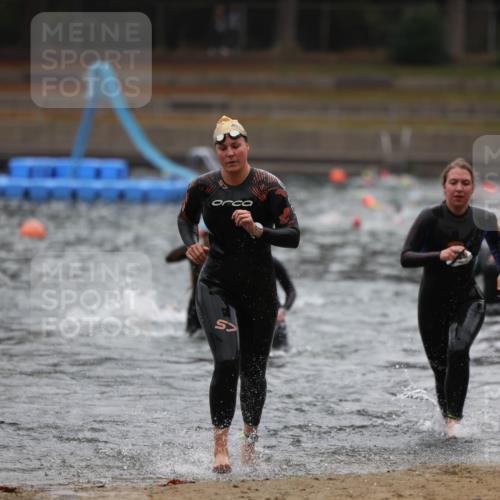 14.09.2025 - Stadtparktriathlon Michael Strokosch http://msf.ph/oto/8865831 14.09.2025 09:11:47 Schwimmen 453, 456, 478, 501 meine-sportfotos.de