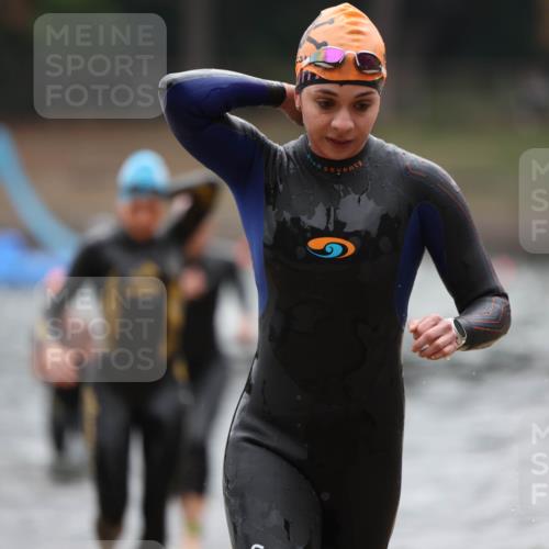 14.09.2025 - Stadtparktriathlon Michael Strokosch http://msf.ph/oto/8865868 14.09.2025 09:11:57 Schwimmen 453, 456, 460, 462, 475 meine-sportfotos.de