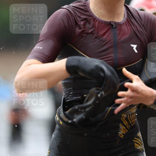 14.09.2025 - Stadtparktriathlon Michael Strokosch http://msf.ph/oto/8865885 14.09.2025 09:12:02 Schwimmen 452, 460, 462, 475 meine-sportfotos.de