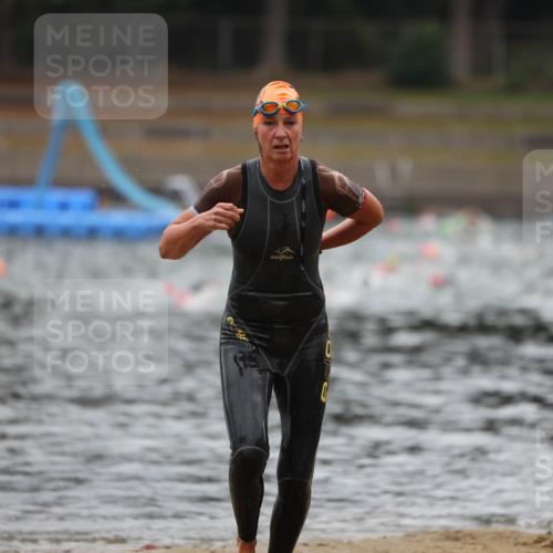 14.09.2025 - Stadtparktriathlon Michael Strokosch http://msf.ph/oto/8865898 14.09.2025 09:12:07 Schwimmen 452, 475 meine-sportfotos.de