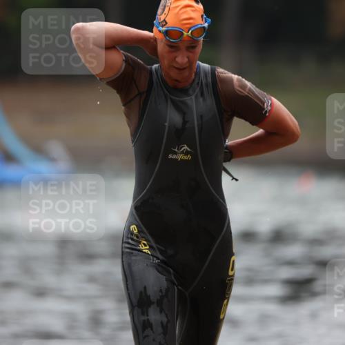 14.09.2025 - Stadtparktriathlon Michael Strokosch http://msf.ph/oto/8865905 14.09.2025 09:12:09 Schwimmen 452 meine-sportfotos.de