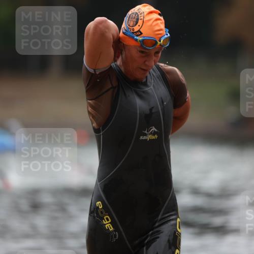 14.09.2025 - Stadtparktriathlon Michael Strokosch http://msf.ph/oto/8865907 14.09.2025 09:12:10 Schwimmen 452 meine-sportfotos.de