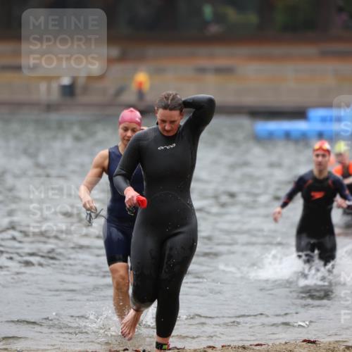 14.09.2025 - Stadtparktriathlon Michael Strokosch http://msf.ph/oto/8865936 14.09.2025 09:12:40 Schwimmen 459, 463, 467, 468, 483 meine-sportfotos.de