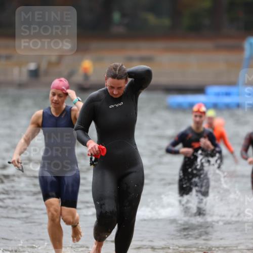 14.09.2025 - Stadtparktriathlon Michael Strokosch http://msf.ph/oto/8865940 14.09.2025 09:12:41 Schwimmen 459, 463, 467, 468, 483, 494 meine-sportfotos.de
